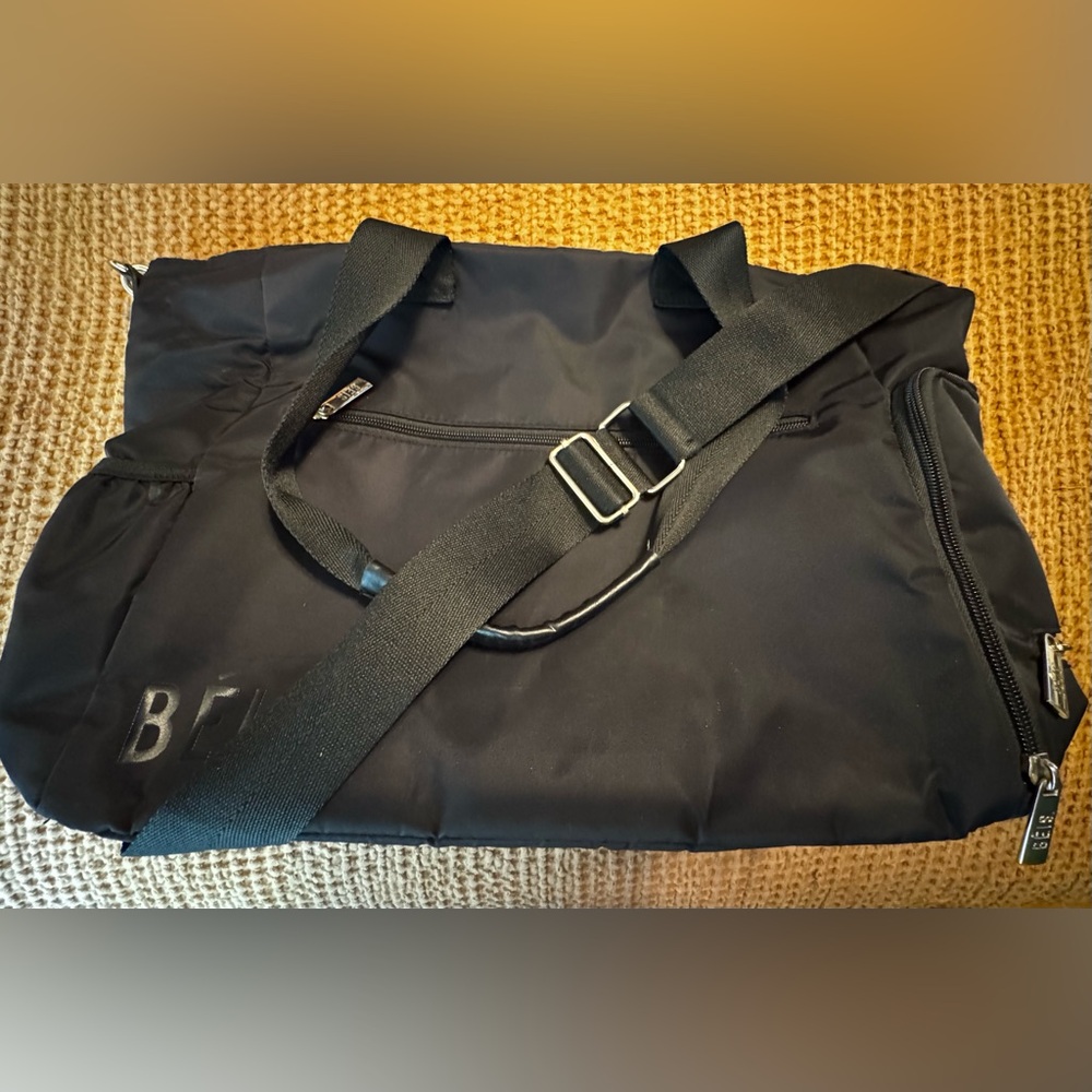BÉIS Pumping Bag in Black